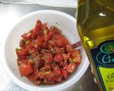 お手軽朝ご飯【トマトだけのブルスケッタ】作り方3写真