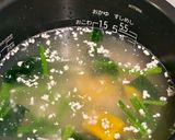 カボチャとほうれん草と鶏ミンチのおかゆ作り方2写真