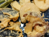 ミコばあばの米粉の空豆と玉葱のかき揚げ