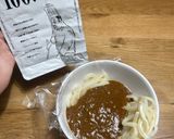 材料3つ・電子レンジでカレーうどん♪作り方3写真