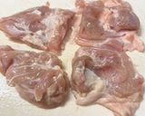 材料3つのみ！鶏もも肉の濃厚トマト煮込み作り方2写真
