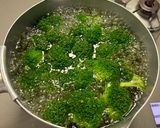 ブロッコリーと魚肉ソーセージのマヨ和え作り方2写真
