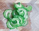 夏の栄養チャージ！ゴーヤーとチーズのたまごパン作り方1写真