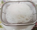 しらたきと大豆ミートの焼きそば作り方1写真