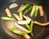アスパラとサラダチキンの炒め物作り方4写真