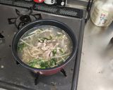 鍋1つで、オクラ入り豚ニラ塩ラーメン作り方3写真