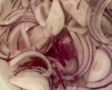 切って乗せるだけ！カツオのたたきサラダ😋作り方1写真