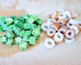 自家製中華麹で簡単に【オクラと竹輪の中華麹和え】作り方3写真