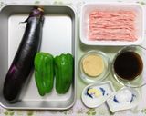 今日の夕飯簡単なすピーマン挽肉韓国炒節約作り方1写真