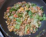 簡単！生鮭で作る鮭レタスチャーハン作り方6写真