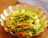 レンジで★カニカマと豆苗のめんつゆ和え作り方4写真