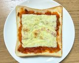 シンプルピザトースト🍕作り方2写真