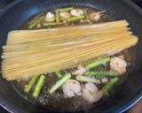 海老とアスパラのかんずりペペロンチーノ作り方4写真