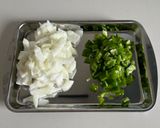 しょっつるで和風に！さば缶ガパオライス作り方1写真