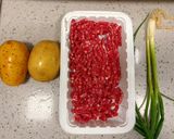 牛ひき肉とジャガイモの煮込み作り方1写真