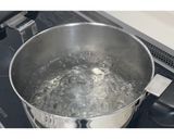 とん足の甘辛煮★動画あり★作り方1写真