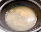 夕飯にもピッタリ！豚バラとレタスの豆乳鍋作り方4写真