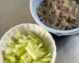 セロリと糸こんにゃくの辛子醤油和え作り方2写真