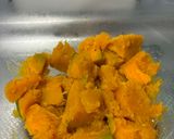 南瓜と玉葱のケークサレ!タイム風味作り方1写真