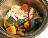 だし不要★鶏手羽中スティックとカボチャのスープ作り方2写真