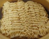 サリ麺でソーセージとじゃがいものラーメン作り方4写真