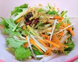 ピリ辛中華ドレッシングで❣ 野菜サラダ作り方3写真