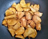 節約簡単夕飯主菜じゃがいも鶏胸中華黒酢炒め肉料理作り方9写真