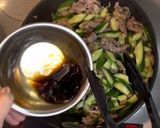 牛バラときゅうりのペッパー炒め作り方7写真