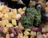 蛸とじゃが芋が乗った🍝太麺バジリコスパゲッティ作り方4写真