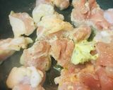 鶏肉のガーリックマーガリンソテー炙り焼風作り方1写真