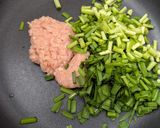 挽肉とニラ卵でご飯のお供。作り方1写真