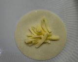 余った餃子の皮で　チーズ揚げ作り方1写真