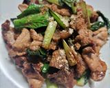 エコ副菜🌱具材費0円⁉️鶏皮カリカリ!もやしひげ根作り方7写真