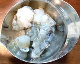 海老・芽キャベツ・白舞茸のかき揚げ　米粉作り方4写真