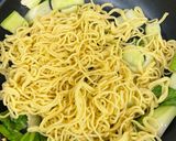 しらすとチンゲン菜のエスニック焼きそば作り方5写真