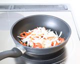チルドシュウマイで【揚げシュウマイの甘酢あんかけ作り方2写真