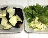 家庭にある材料で作る夏野菜のレッドカレー作り方3写真