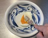 ゆで卵で作った麺と生卵で作った麺の食べ比べ作り方2写真