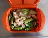 鶏胸肉と小松菜のわさび蒸しサラダ作り方3写真