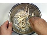 塩にんにくちくわスティック★動画あり★作り方3写真