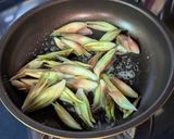 おつまみに◎みょうがのいしるバター炒め作り方2写真