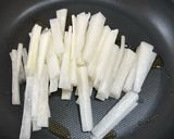 大根と豚肉の炒め煮作り方2写真