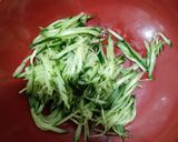 きゅうりとカニカマボコのサラダ作り方1写真