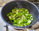 ピリ辛！海老と夏野菜のペペロンチーノ作り方4写真