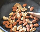 砂糖とオイルで作る飴がけミックスナッツ♪作り方2写真