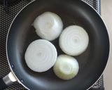 簡単とろ旨☆新玉葱のバター塩昆布ステーキ作り方2写真