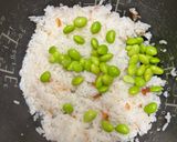 超簡単　梅干しと枝豆の炊き込みご飯作り方4写真