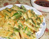 混ぜて焼くだけ　野菜タップリ　ネギチヂミ作り方5写真