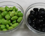 水玉模様が涼しげ！枝豆と黒豆の寒天寄せ作り方1写真
