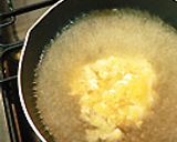 コーン味のふわふわ卵が美味しい簡単スープ作り方7写真